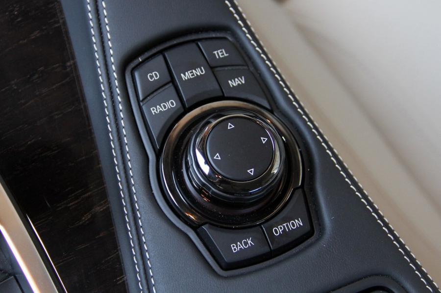  BMW 6-Series Coupe 2012 года  (фото 33 из 207)